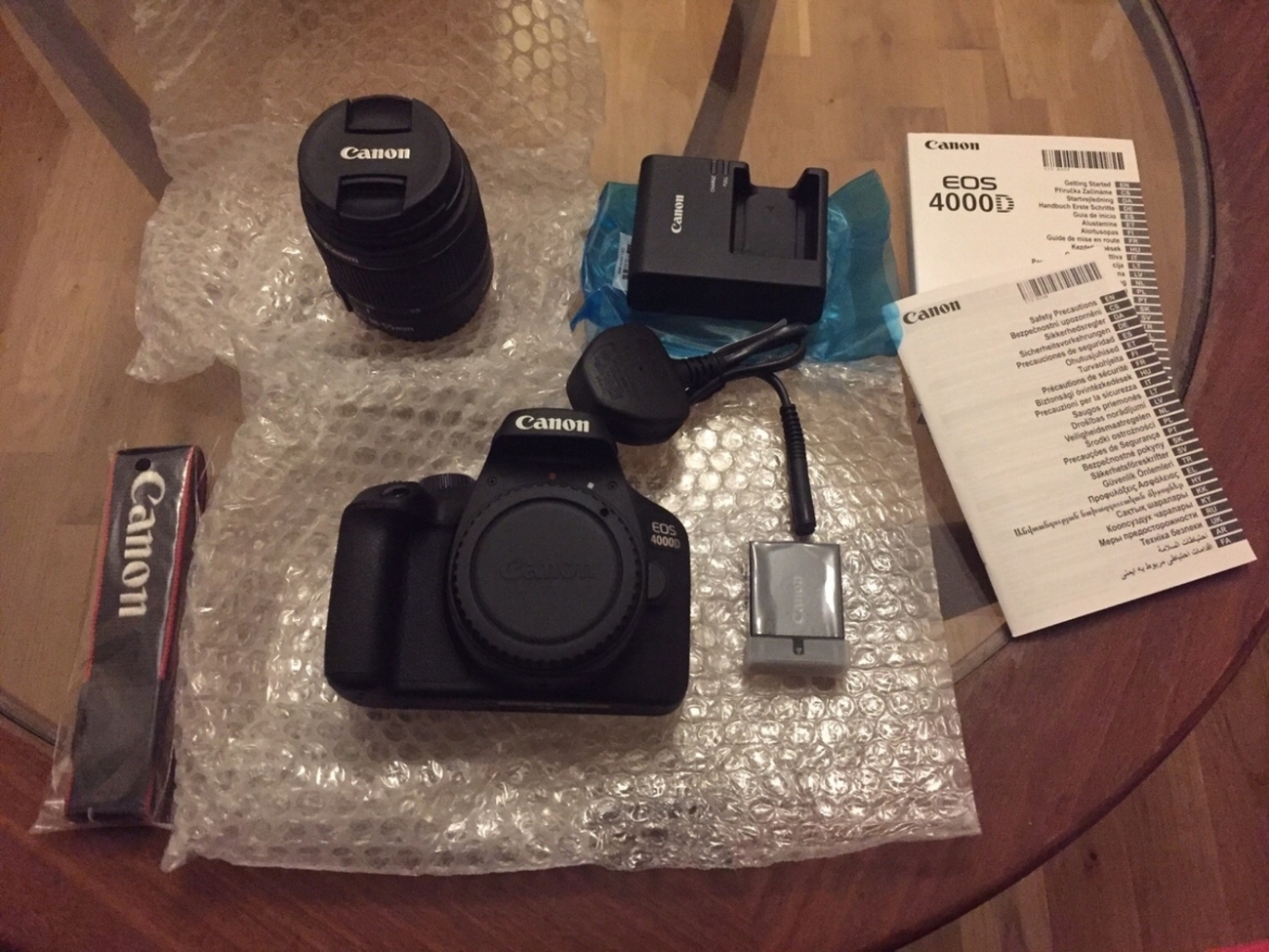 一眼レフカメラ Canon 4000D（欧州限定機種）を買った話〜購入編 