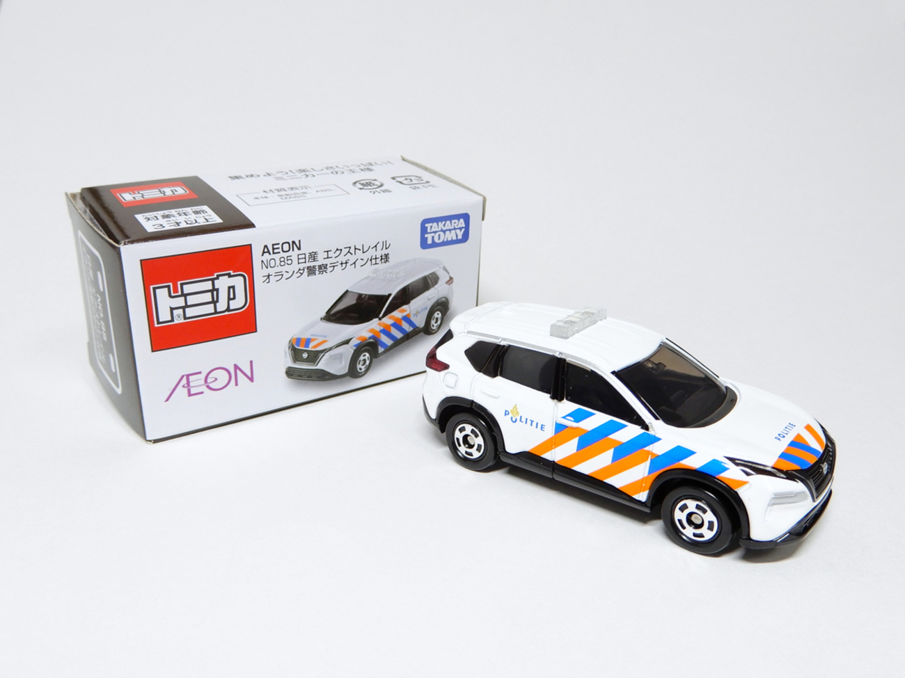 【新品未使用】トミカ イオン限定 日産 エクストレイル オランダ警察デザイン6個 イオン限定トミカ「日産 エクストレイル オランダ警察デザイン仕様」を
