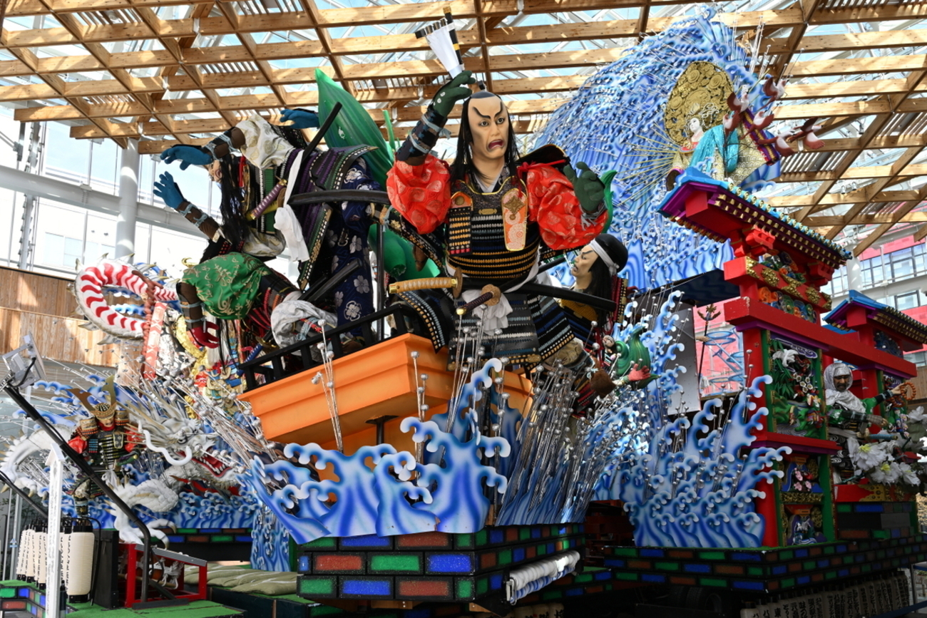 祭りの準備 - やわらかい足跡