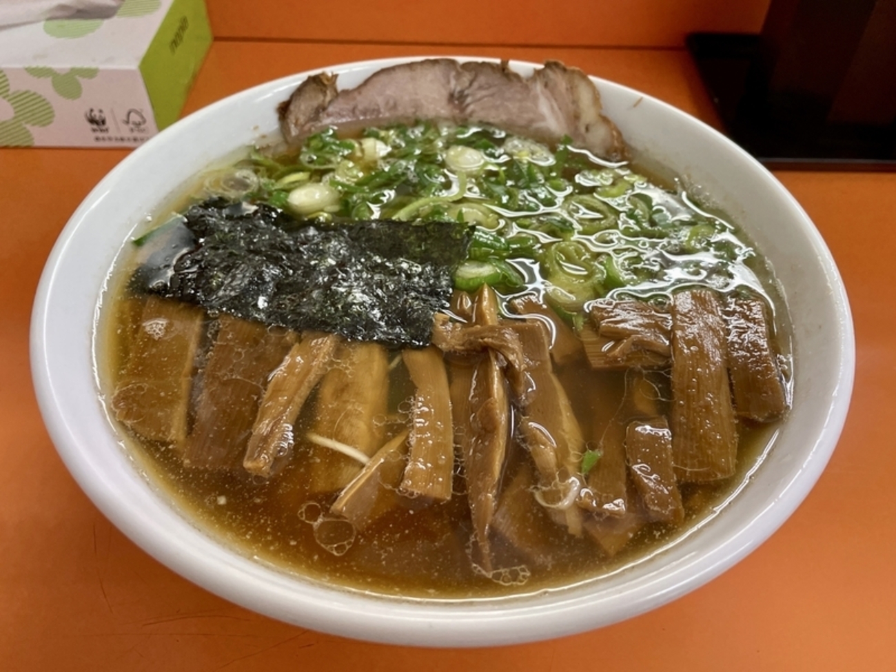 今週のラーメン4905】支那そば あおば（東京・武蔵野大学前）ネギ 