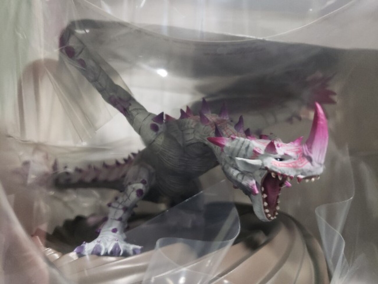 エスピナス希少種フィギュアを購入！ - Burasutの日記