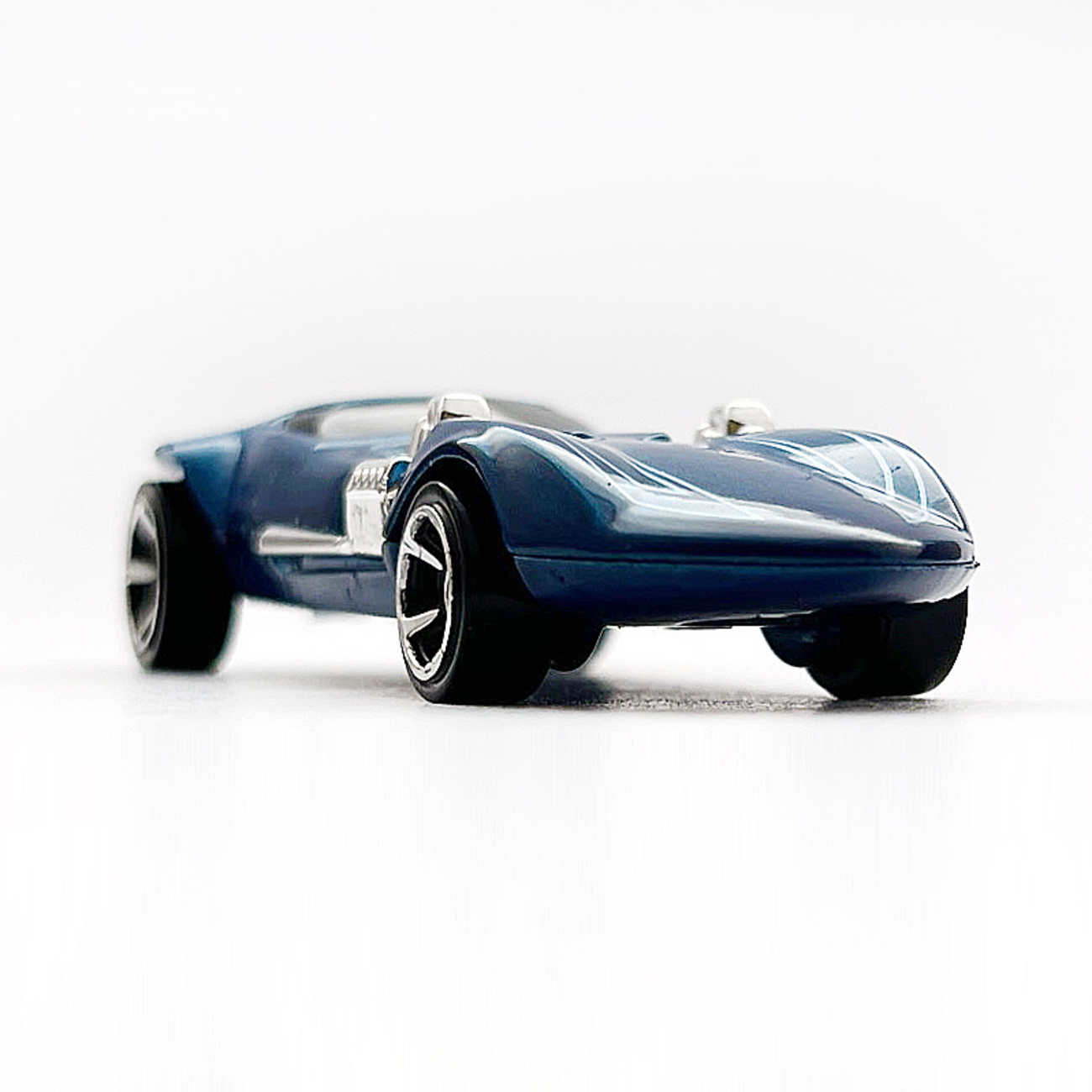 値下げ中LEGENDS TWIN MILL. CONCEPT CAR（TWIN MILL - 増えすぎた 