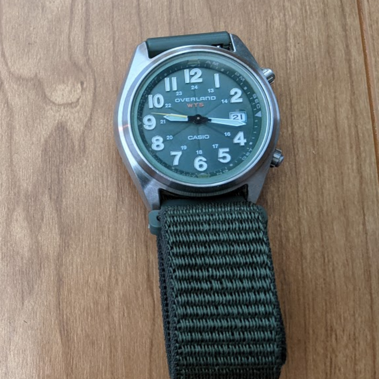 CASIO OVERLAND(OVW-100BJ)の電池とバンドを交換｜我が家のチビが 