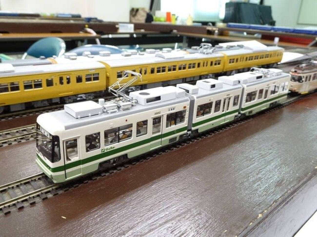 鉄道模型 色々 値下しました！ 四国8000系 旧塗装 特急「しおかぜ」 (5両セット) (鉄道模型) - ホビー