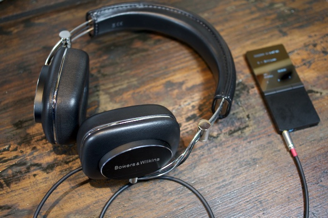 美品Bowers&Wilkins P7 ヘッドホン（有線） （Bowers& Wilkins P7 有線 