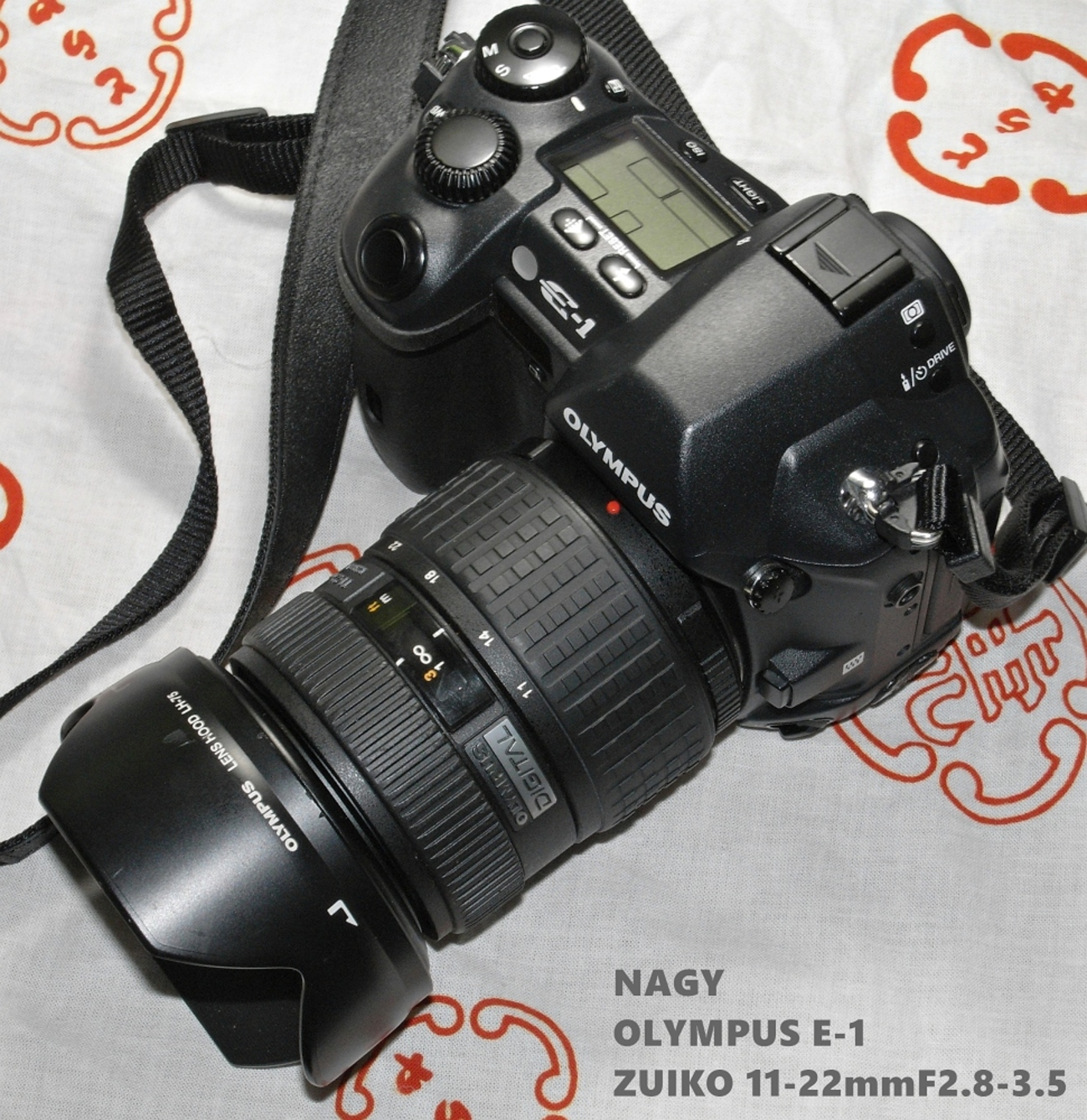 ミラーレス一眼カメラ「OLYMPUS PEN E-P7」 EZダブルズーム