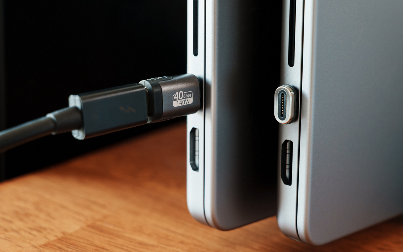 Anker 778 Thunderbolt ドッキングステーション（Anker 778 