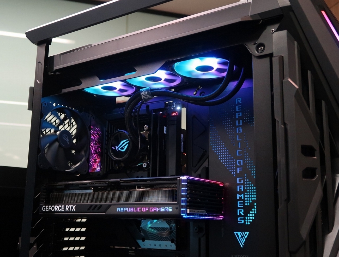これからは隠す時代へ！】ASUS社「第14世代 BTF対応 ゲーミング 