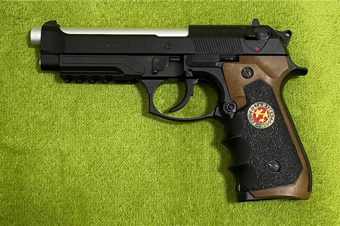美品 東京マルイサムライエッジ M9A1ガスブローバック 重なり ハイ 