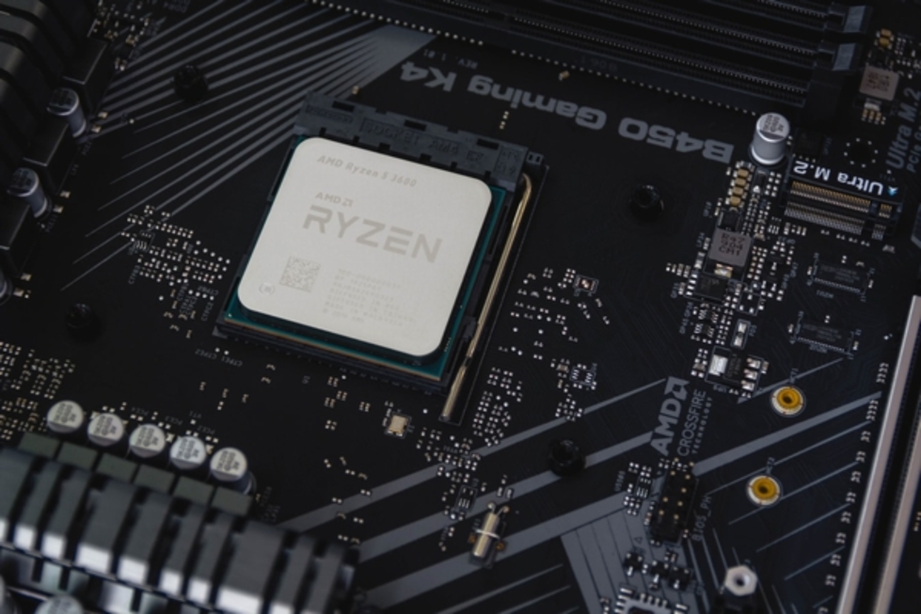 自作 Ryzen7-3700X/32GB/GTX1660Ti 6GB （Ryzen 7 3700X | GTX 1660 Ti 