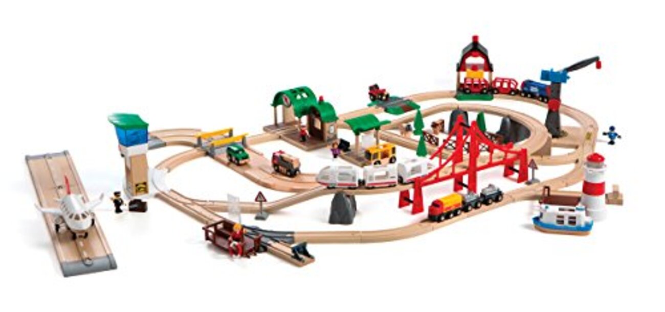 BRIO】究極の木製レールセットはこれ、電車・船・飛行機まで付いてくる