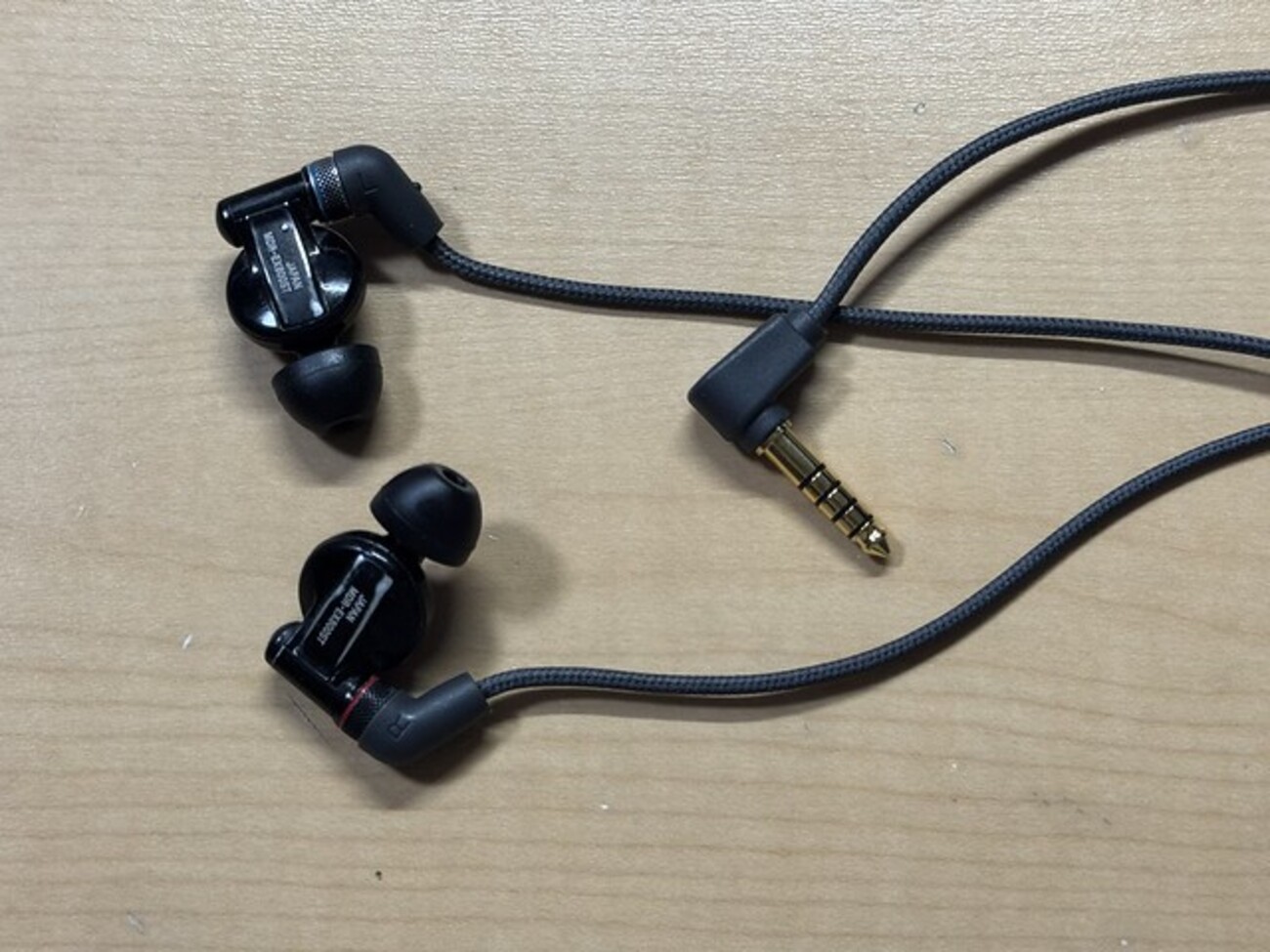 SONY MDR-EX800ST 4.4mmバランスケーブル付 SONY MDR-EX800ST 4.4mmバランスケーブル付 Amazon.com: Sony MDR