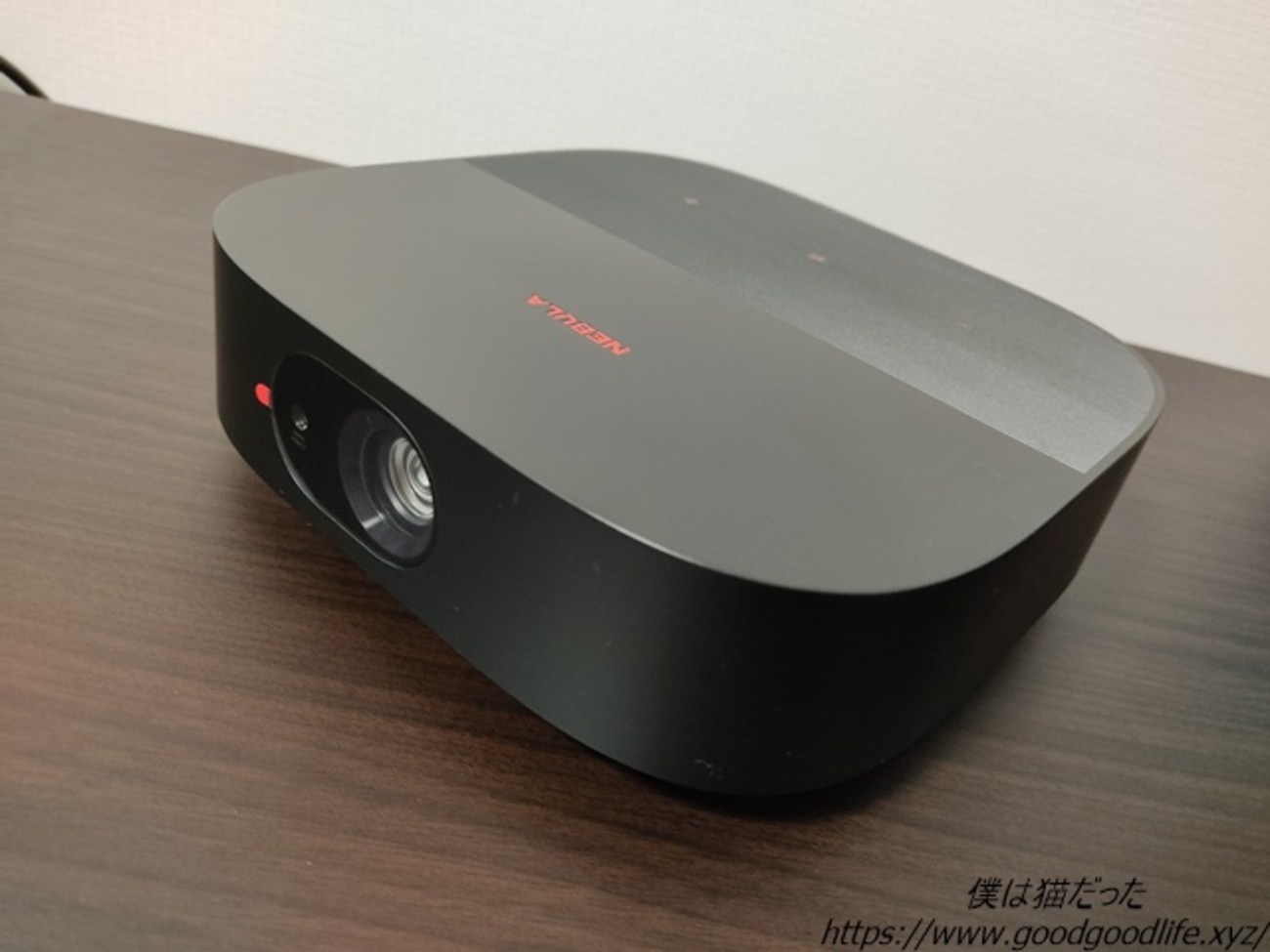 アンカー ネビュラ Nebula Vega Portable プロジェクター