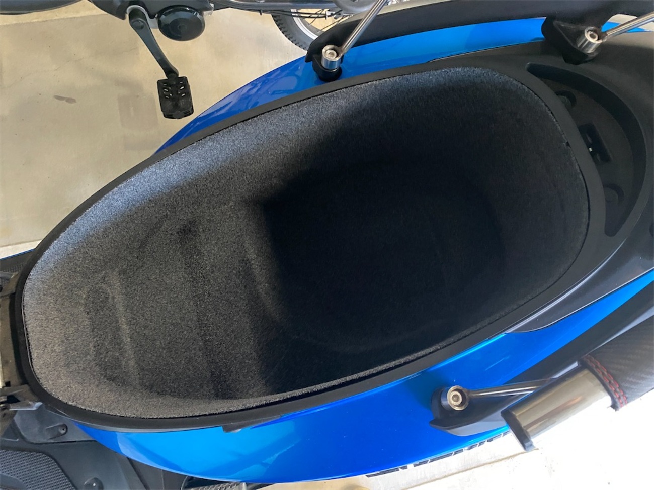 シグナスXのメットインをイジる - ごちゃまぜらん。