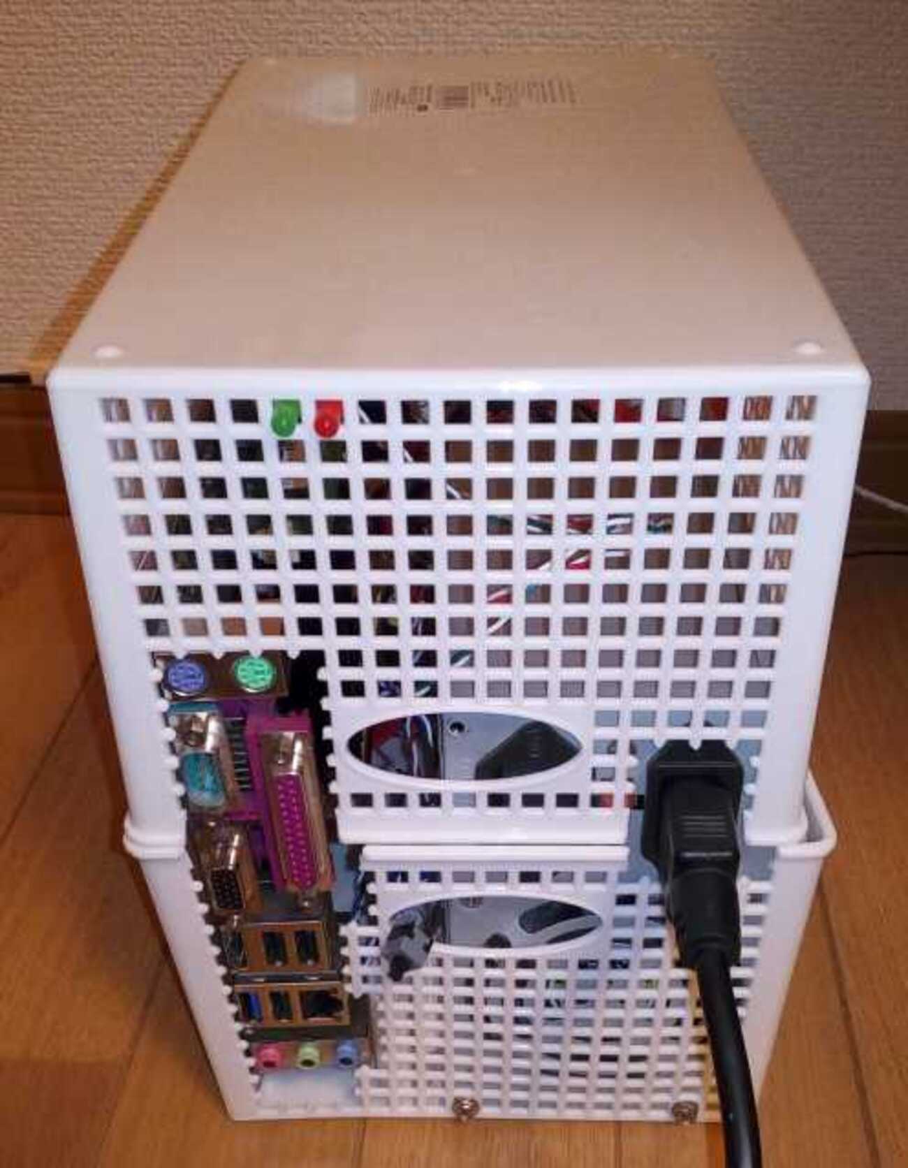100円ショップのプラスチックかごを使ってPCケースを自作してみました 