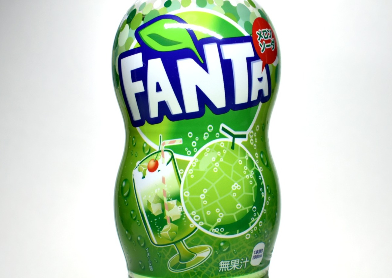 ペットボトルになった「ファンタメロンソーダ」意識低い系の味だが