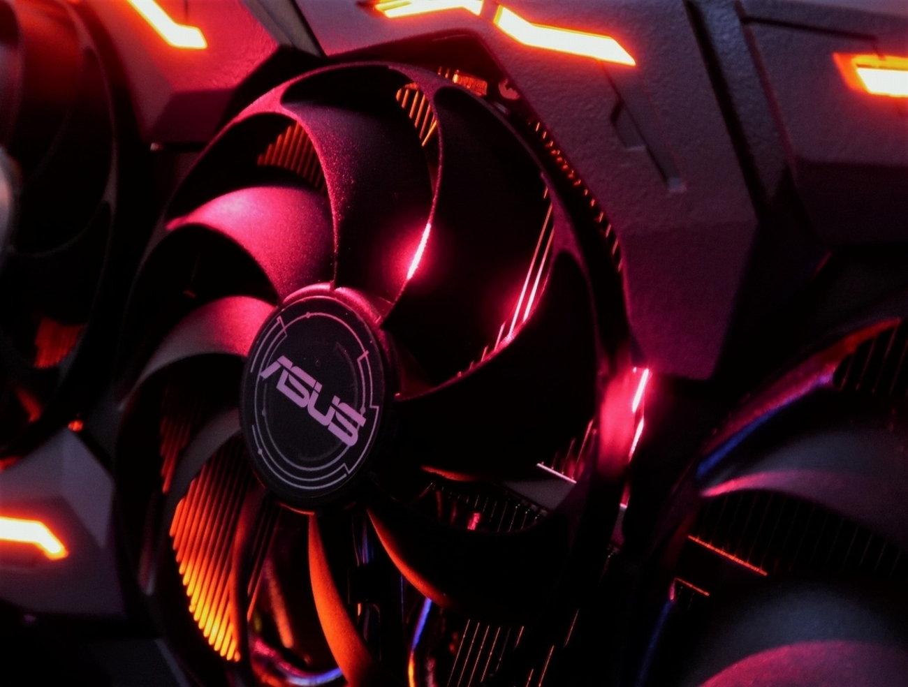 中古BTO TSUKUMO RX5600XT Ryzen3600（【3万円の最強グラボ】ASUS社 