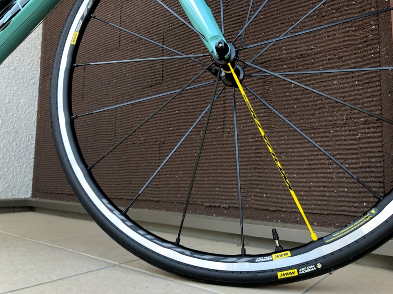 【美品】『MAVIC KSYRIUM pro ust』GP5000 チューブレス 美品】『MAVIC KSYRIUM pro ust』GP5000 チューブレス - メルカリ