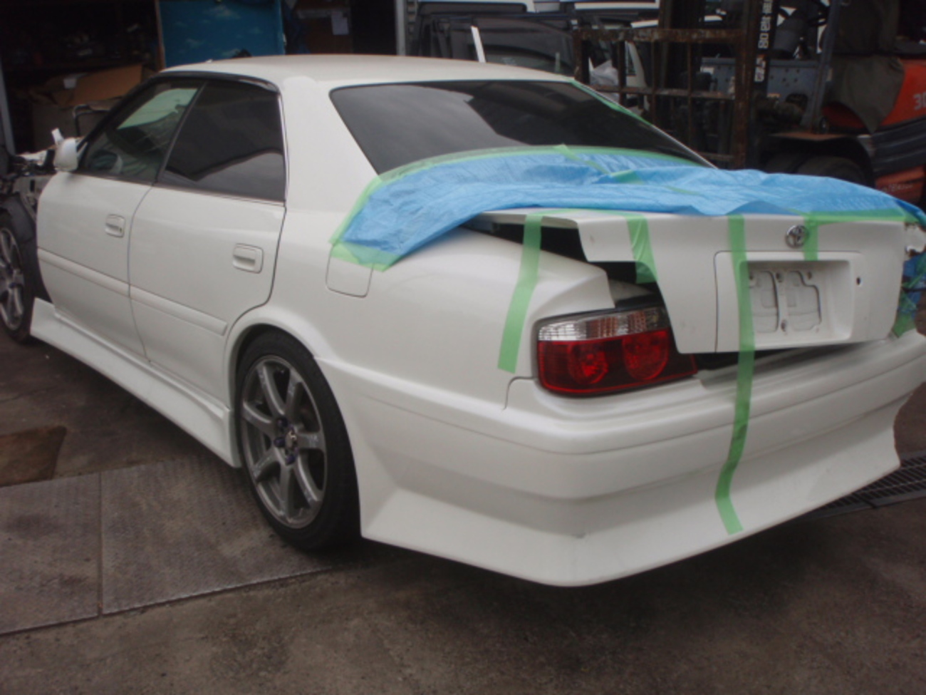 JZX100チェイサーツアラーV 部品取り車あります！パーツのお問い合わせ 