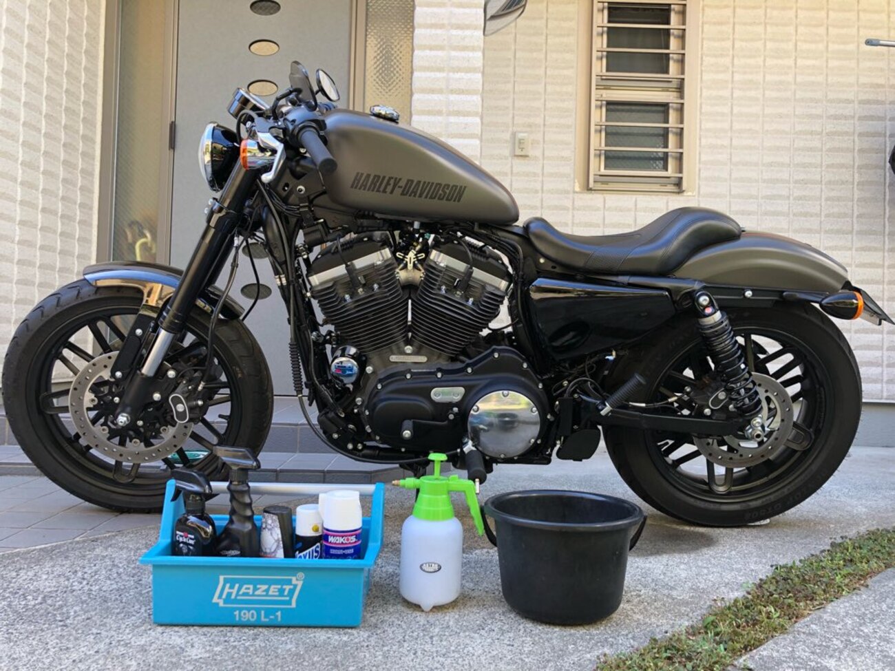 デニム塗装を洗車してみる（XL1200CX） - H-D ROADSTER XL1200CX