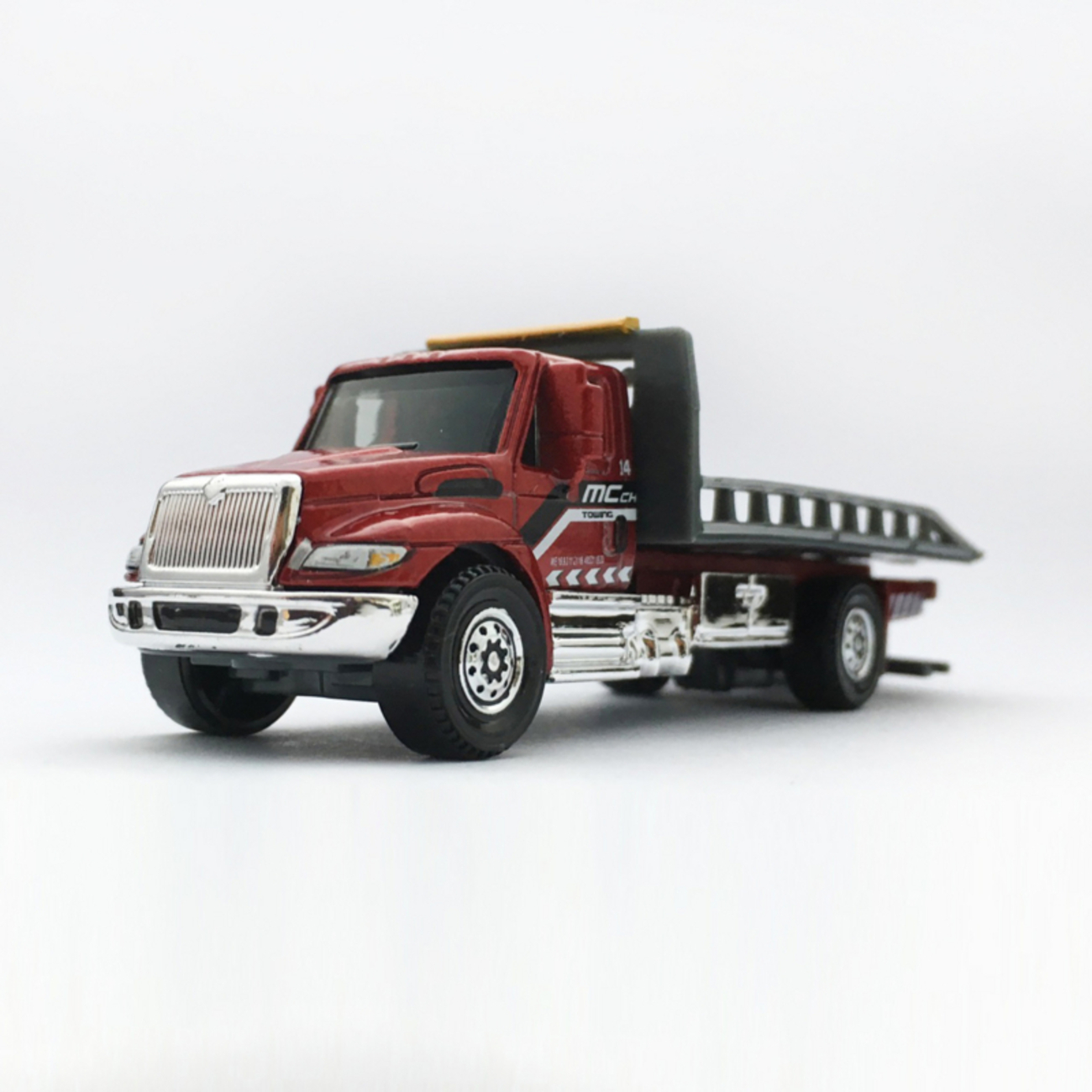 International Durastar 4400 - 増えすぎたミニカーに愛を捧ぐ