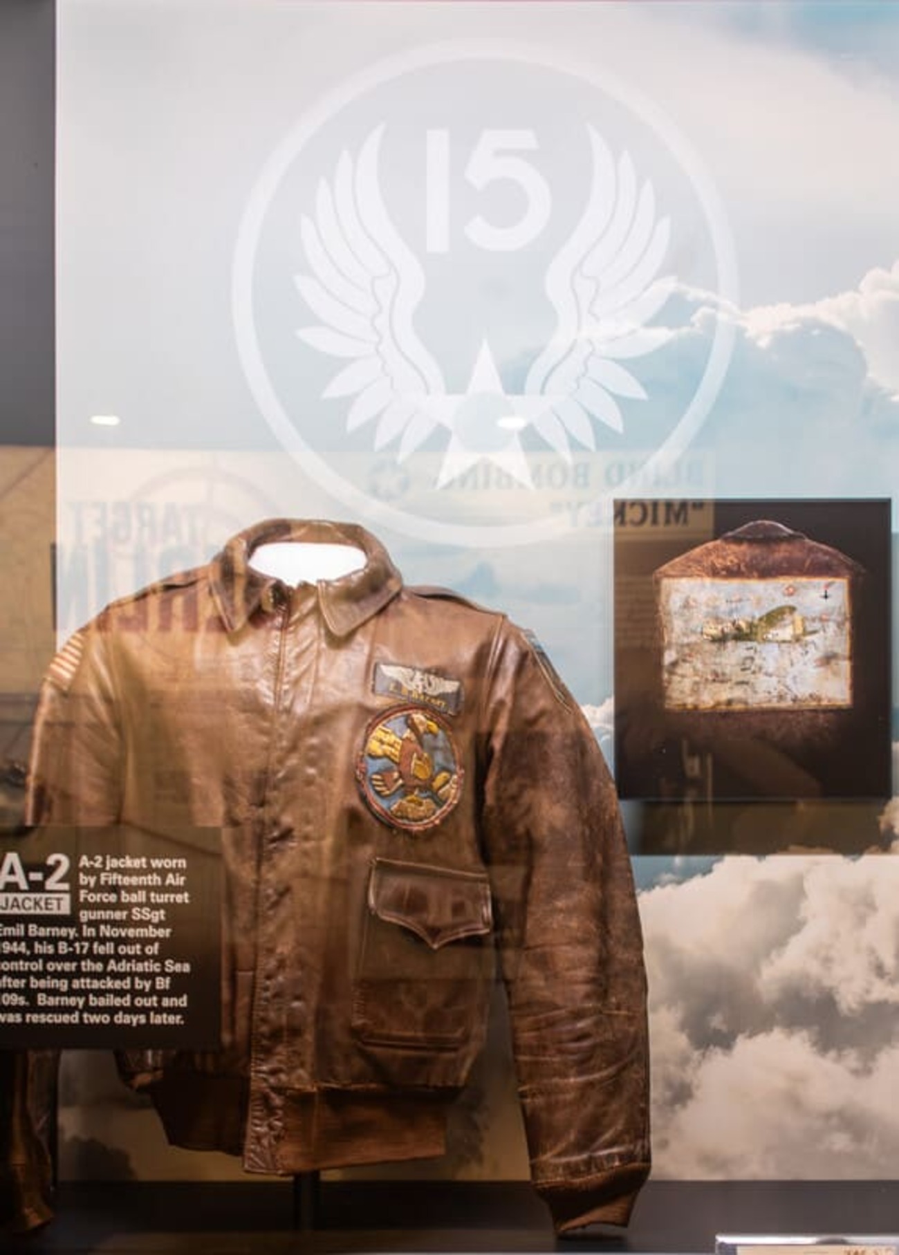 「スィートハート・ウィングス」爆撃クルーの遺品〜国立アメリカ空軍博物館 - ネイビーブルーに恋をして