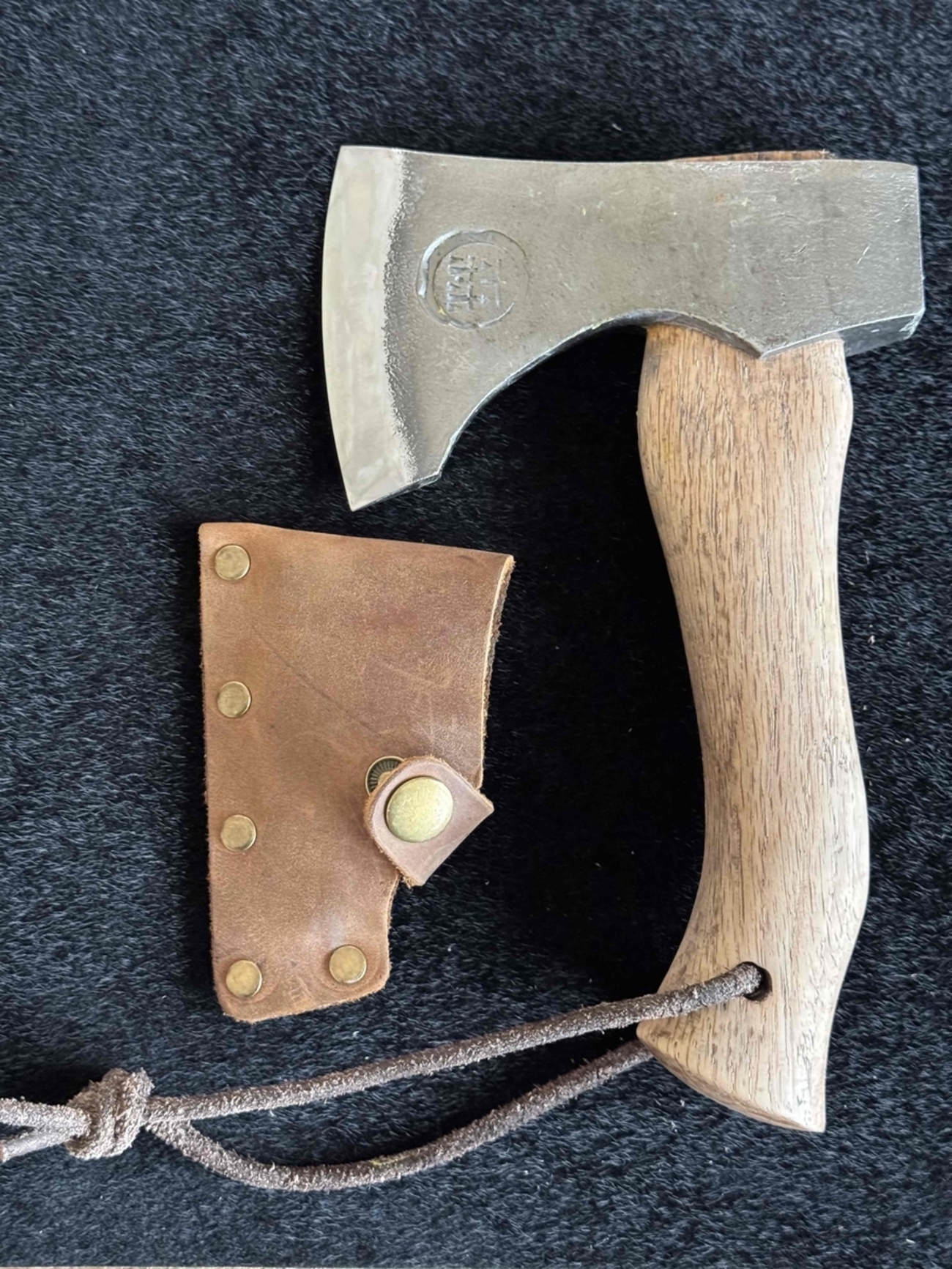 斧を研ぐ、しかし‥‥ - ファンディの旅もろもろ