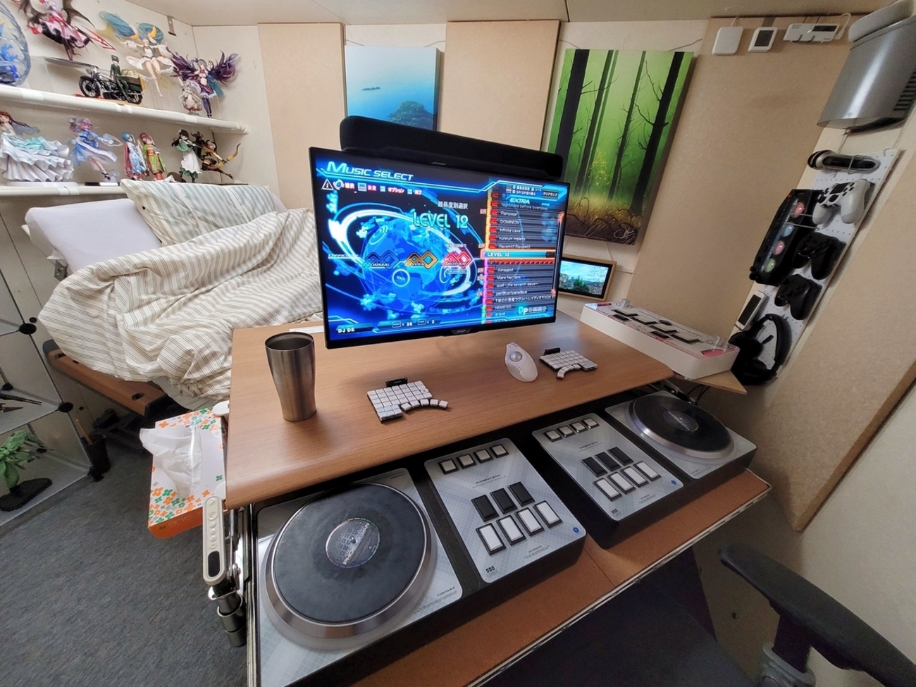 3畳防音室で暮らす (寝室 兼 音ゲー部屋 兼 PC部屋 兼 テレワーク部屋 