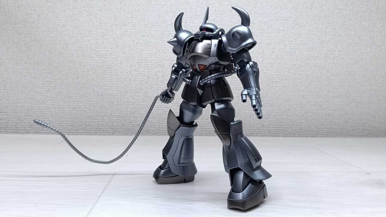 HGグフをモノクロメタリックで塗装してみた - ヨッピーノブログ
