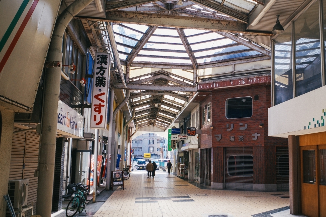 みその商店街｜和歌山駅すぐ！昭和レトロなアーケードと新店舗めぐり