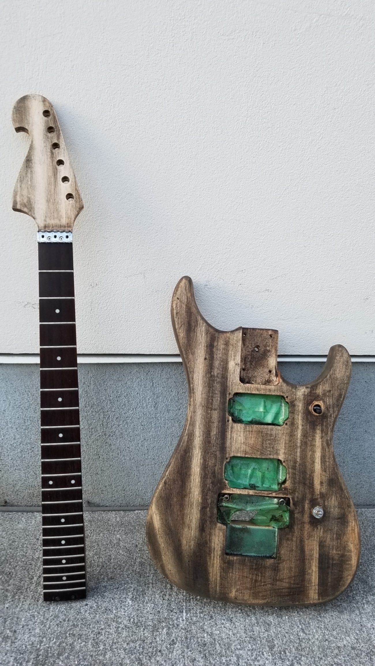 塗装剥がし＆オイルフィニッシュ＆レリック加工のやり方 - lenheyvan's