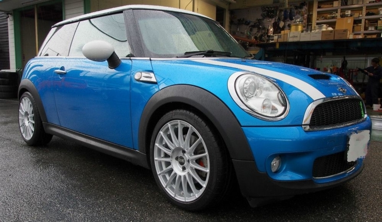 OZスーパーツーリズモLM(R56MINI) - グランドスラム パステル｜公式 