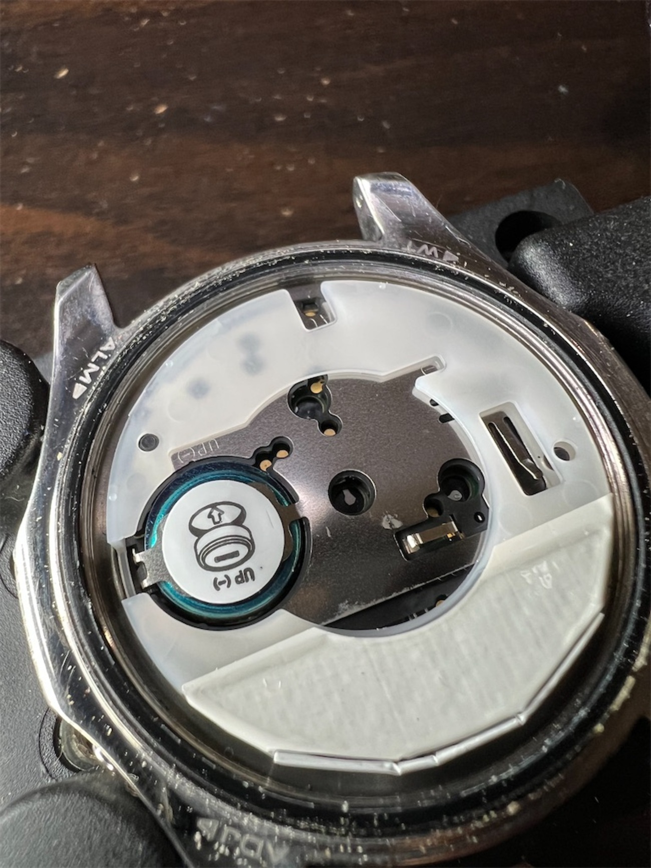 カシオ OCEANUS OCW-650Tの電池交換(未遂)。 - カメラ屋元公式中の人 