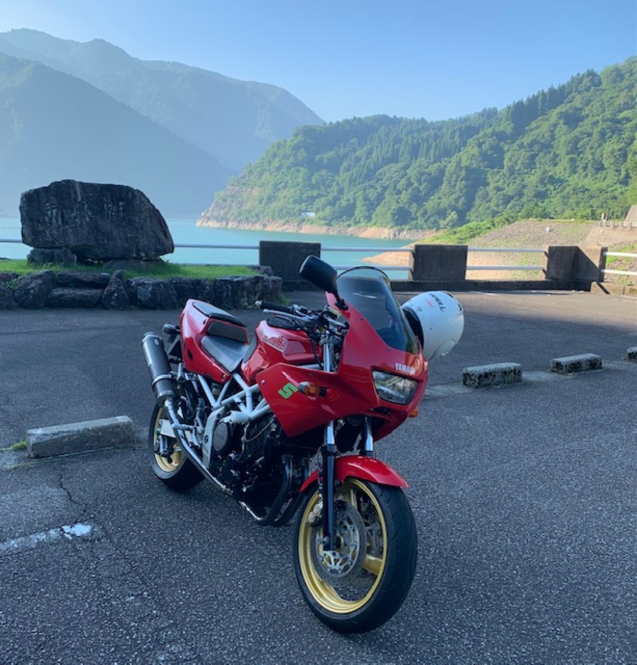 セパハンからバ－ハンドルへ ヤマハ TRX850の巻 - 気ままなﾊﾞｲｸ生活