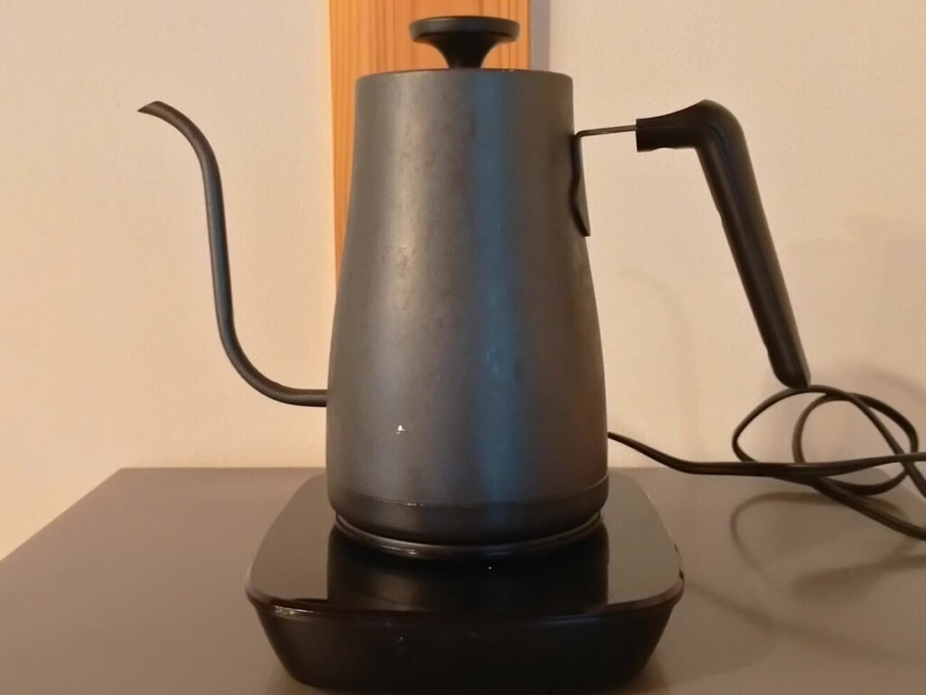 山善 電気ケトル（YKG-C800-E）を1年半使い続けたコーヒー屋のレビュー 