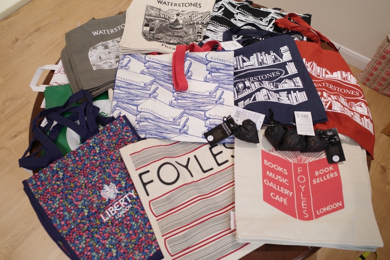 イギリスでおすすめのトートバッグ｜イギリス土産 | ちょふのいっぽいっぽ イギリス TK Maxx ジューコ エコバック ロンドンアイコン