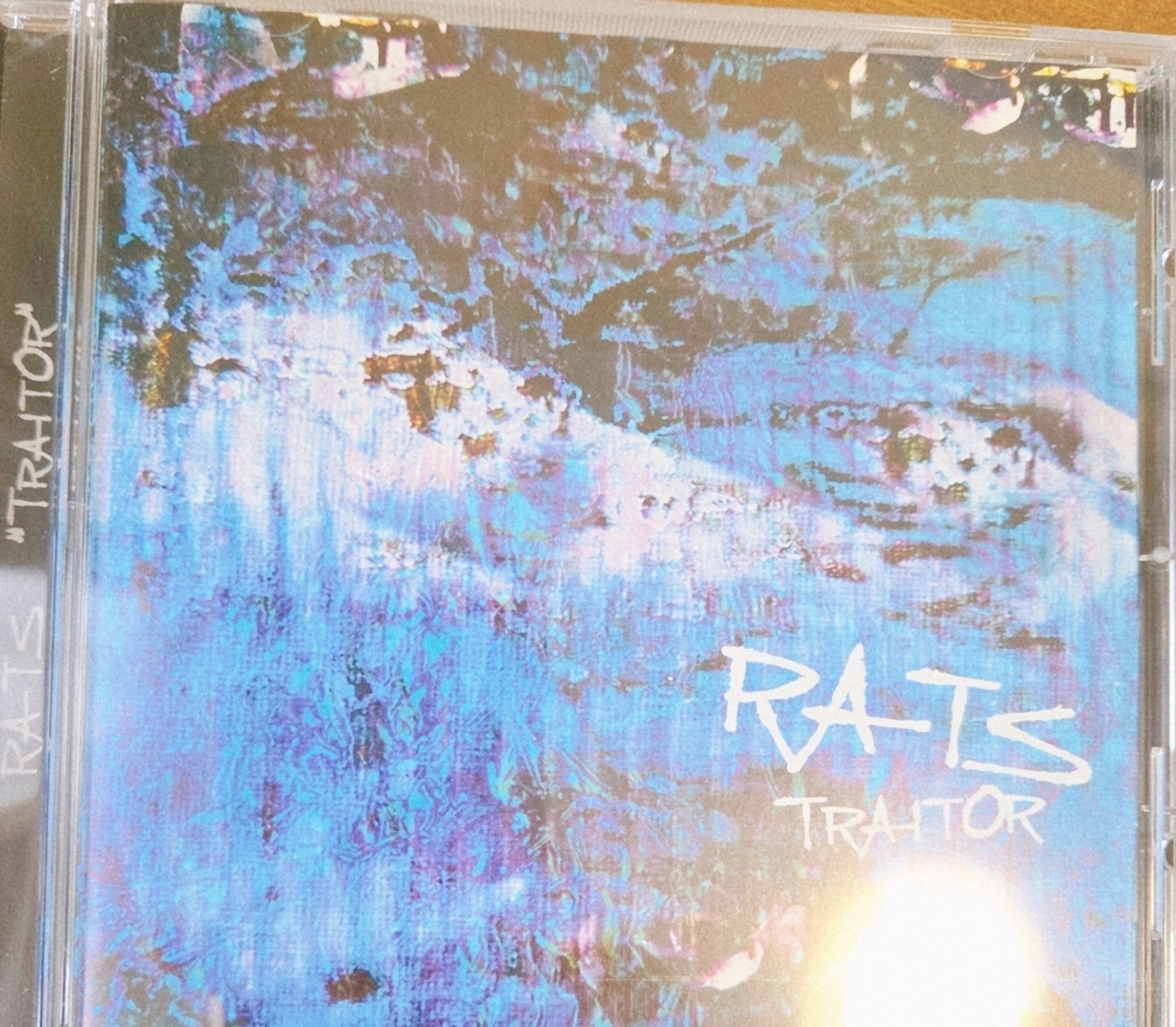 heath+shin＝RATS『Traitor』レビューと幻の1stアルバムの影を追い求め
