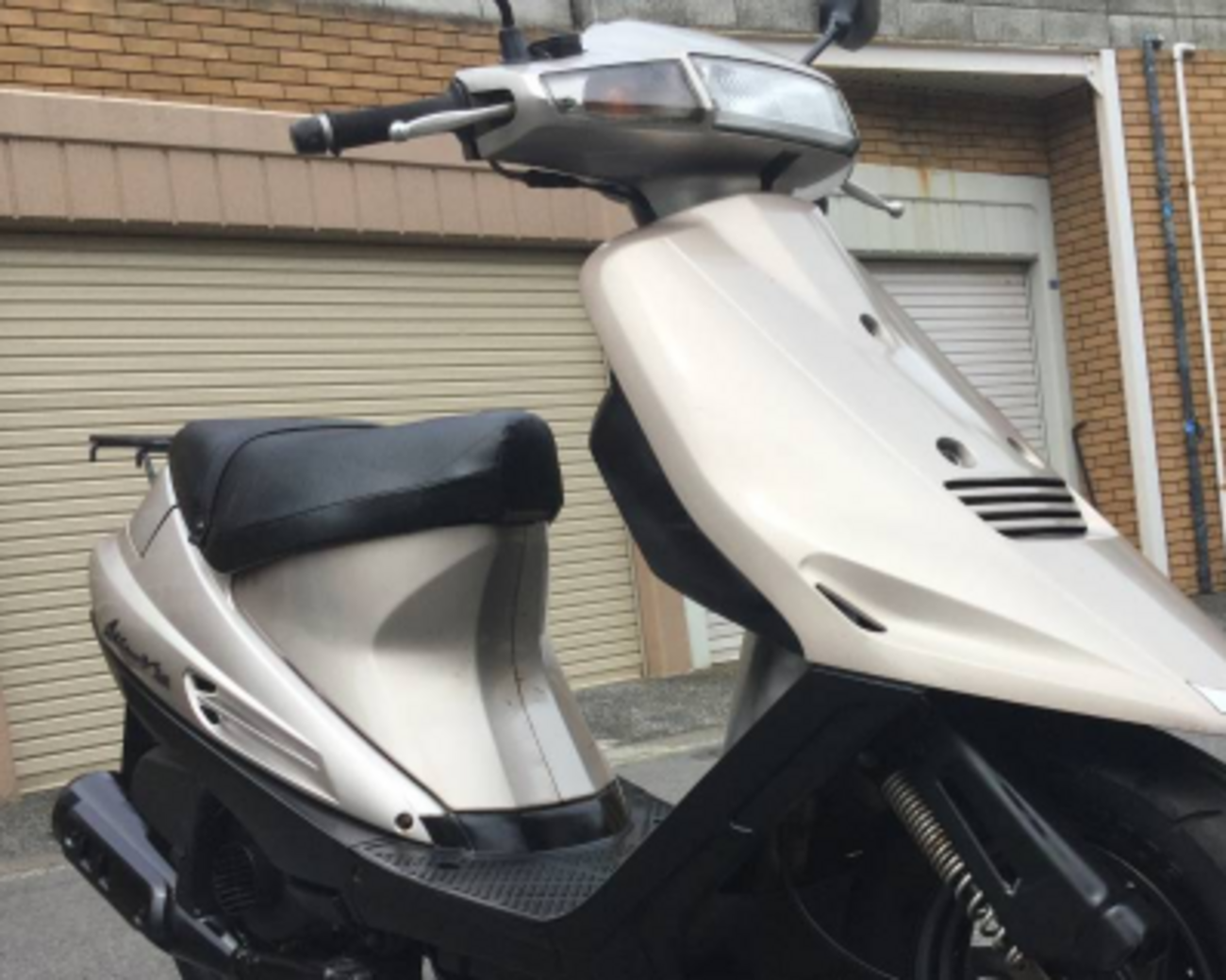 アドレスV100エンジン】オーバーホール費用はどのくらい？ - バイクの 