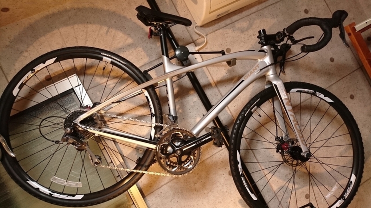 GIANT ANYROAD - 自転車処どてるし