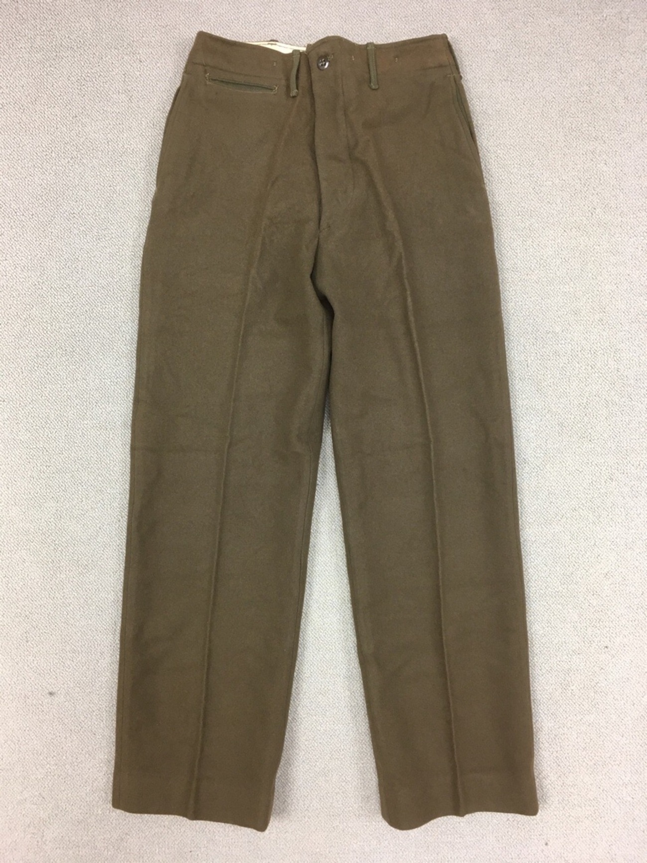 士官用でしょうか？【アメリカの軍服】陸軍ウールフィールドトラウザー 