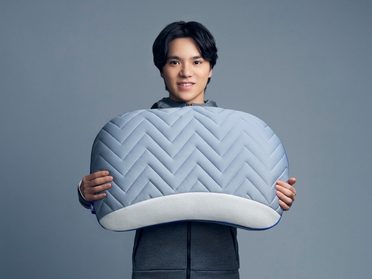 宇野昌磨　サイン色紙　レザーブレスレット付き 楽天市場】close to me スワロフスキー プレート ブラック