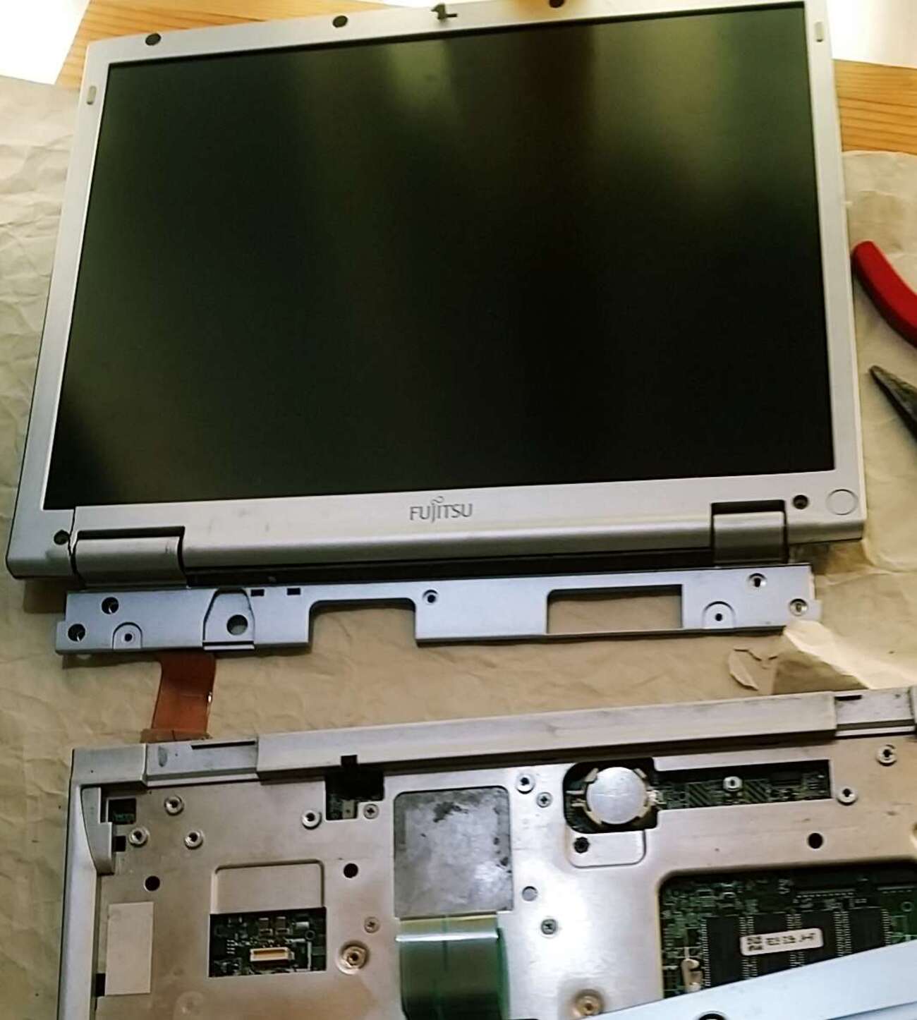 Win Me ノートPC 大格闘 その1 - ラジオバラック