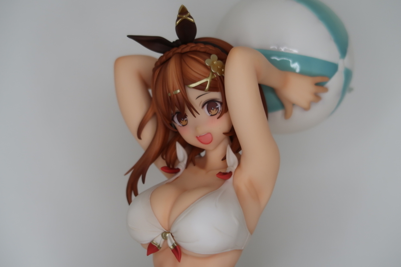 ライザリン・シュタウト（日焼け水着Ver.）のフィギュアを簡単レビュー 