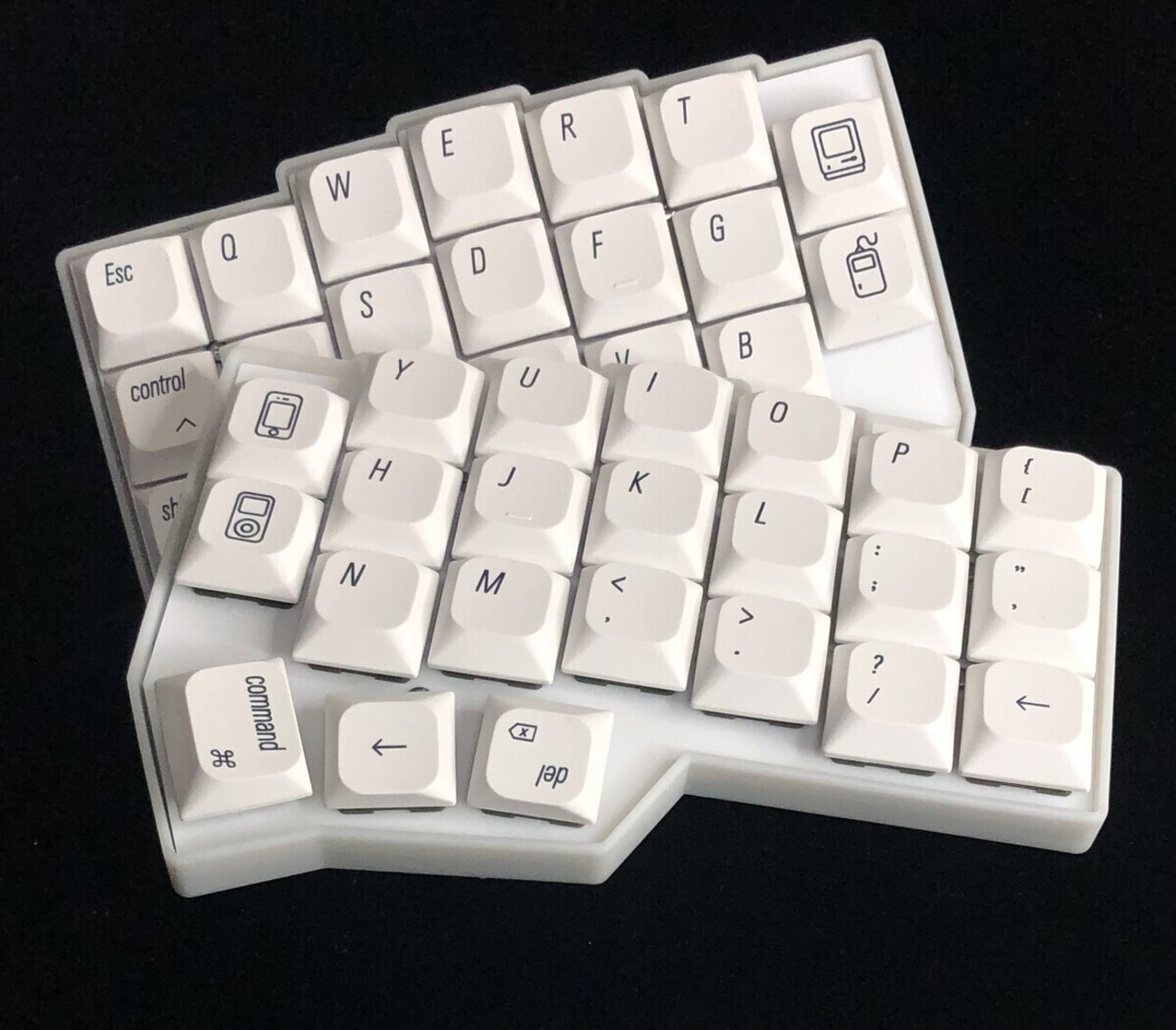 組立済 Corne Chocolate 左右分離型キーボード