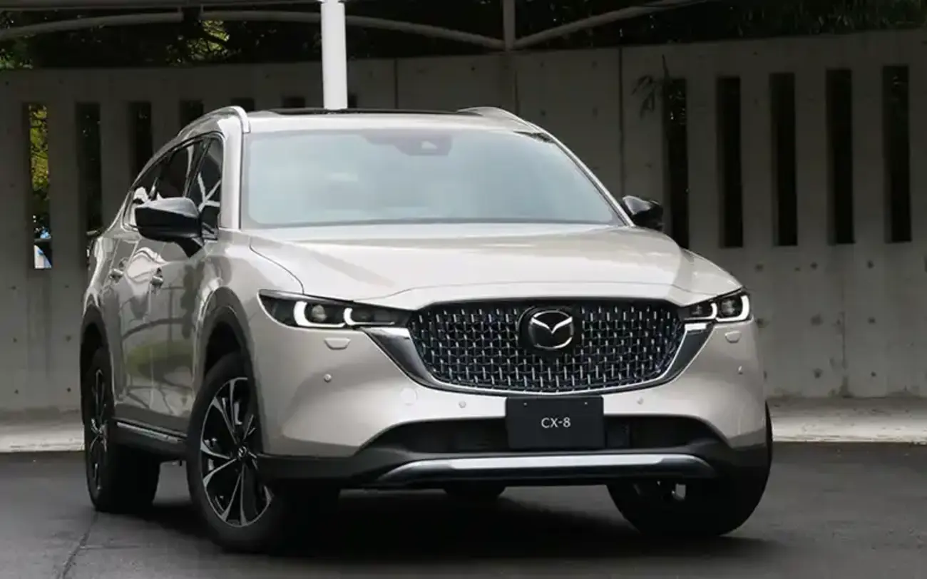 CX-8はなぜ生産終了した？サイズや価格などの魅力、後継CX-80と