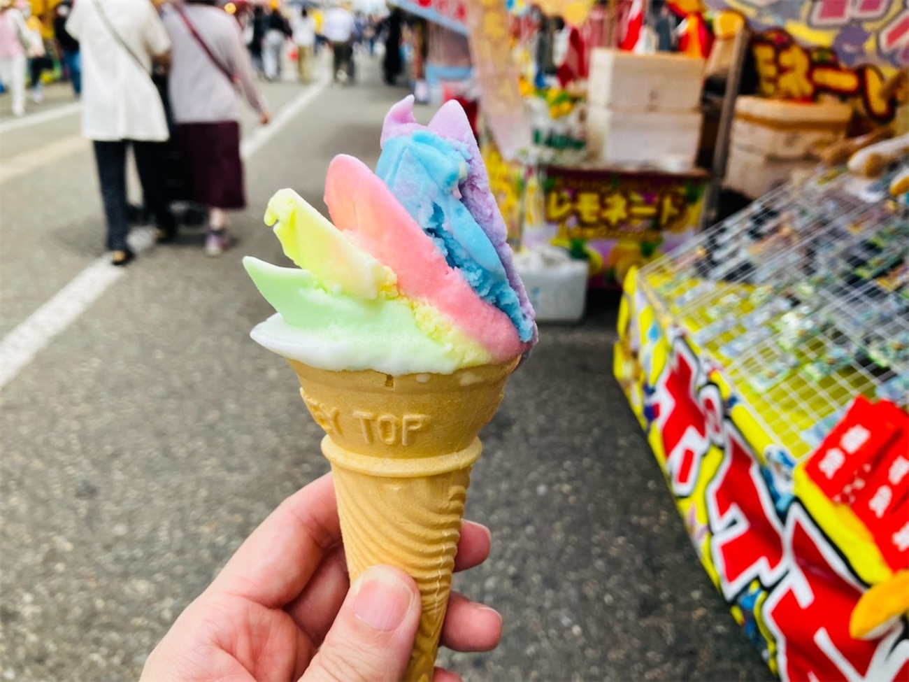 えんま市2025！大好きなレインボーアイスを食べたよ - にいがたらいふ