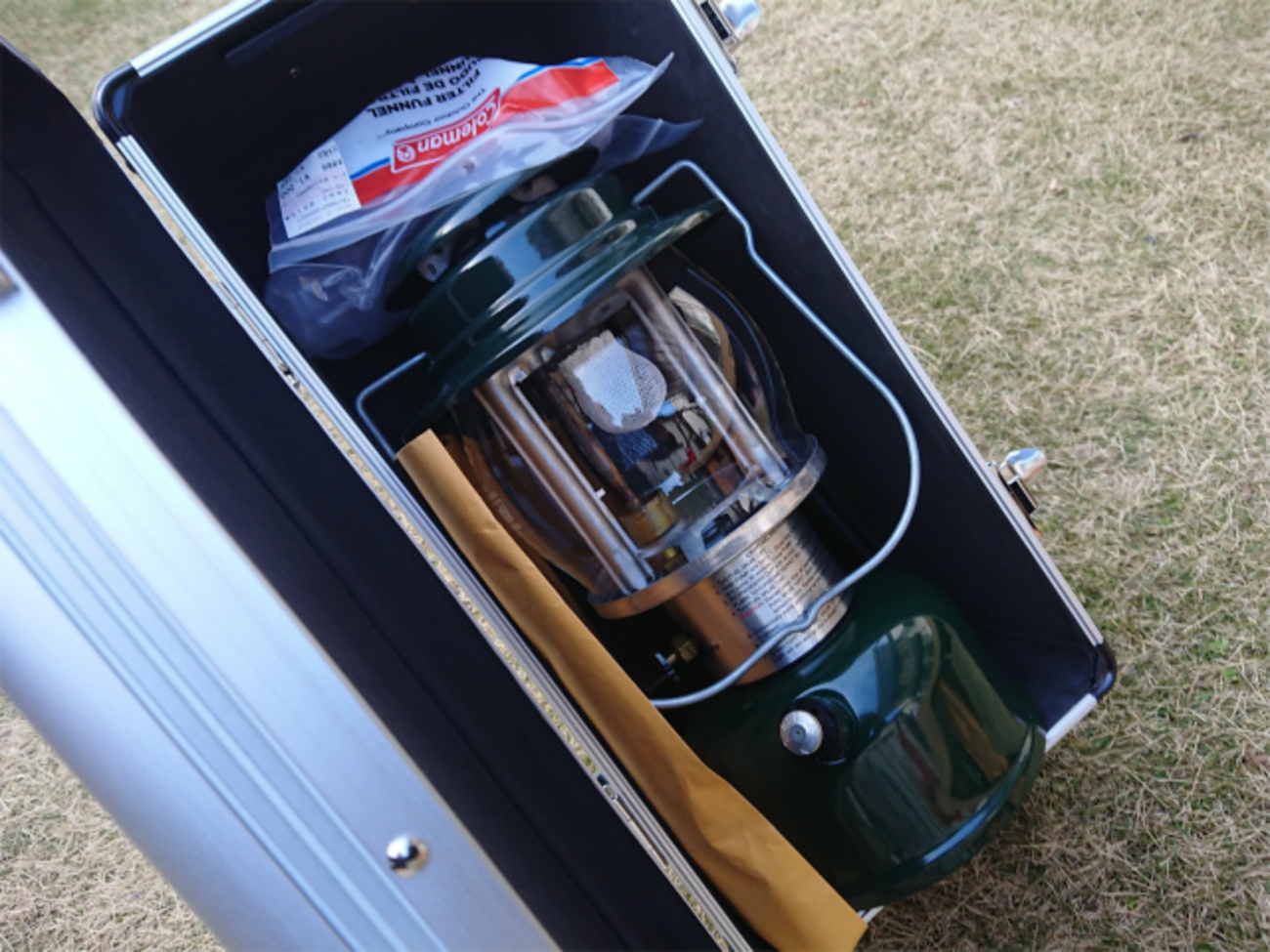 コールマンのケロシンランタン639C700用にケースを自作 - もやしさん家