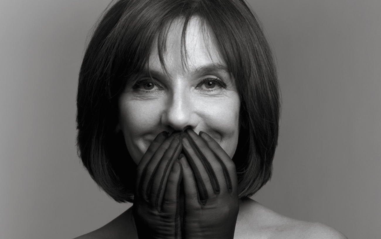 Sophie Calle - ソフィ・カルについて - THERE ARE NO FACTS, ONLY 