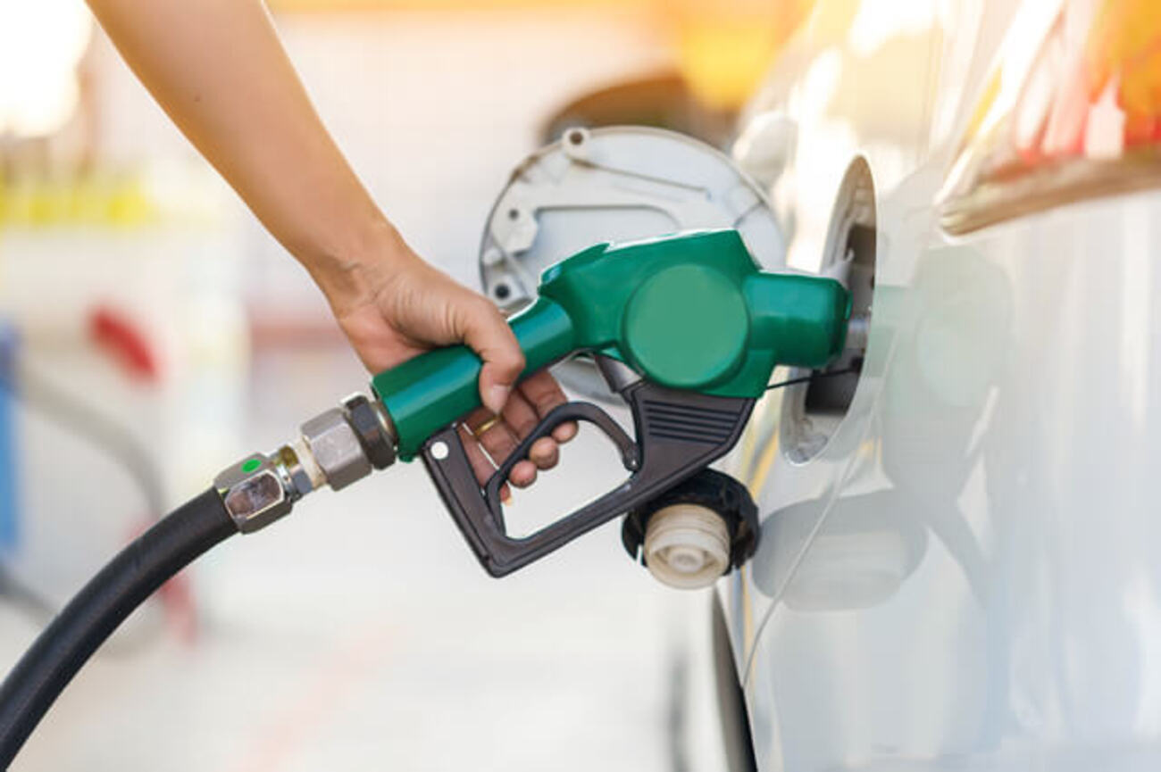ガソリン税の暫定税率廃止はいつから？廃止が実現しない理由