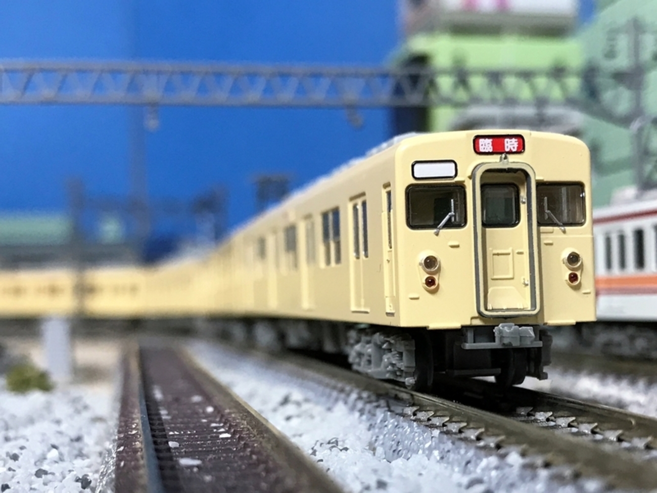 鉄コレ 東武8000系 8111F（セイジクリーム塗装）入線！ - 休日の屋根裏